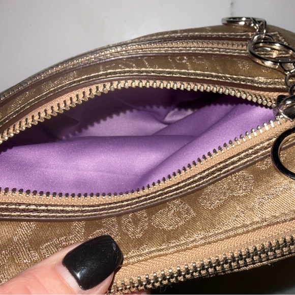 COACH Poppy Storypatch Top Handle Pouch 44088 - Gold - EXCELLENT Condition - Picture 8 of 10